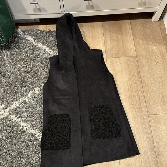 Spring 21 - Picture 2 of 6